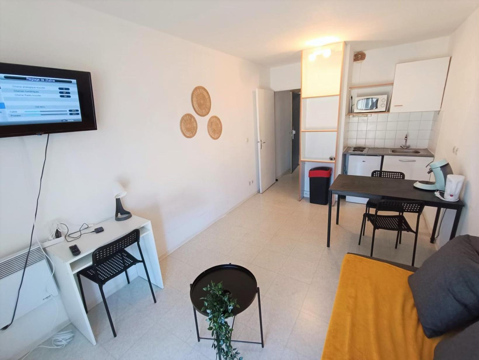 Appartement Tout Equipe A 6 Minutes De La Gare St Charles Marsiglia Esterno foto